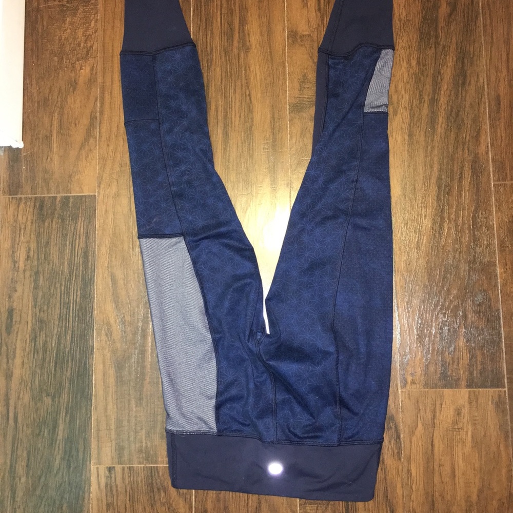 Lululemon Special Edition Wunder Unders - Picture 3 of 3